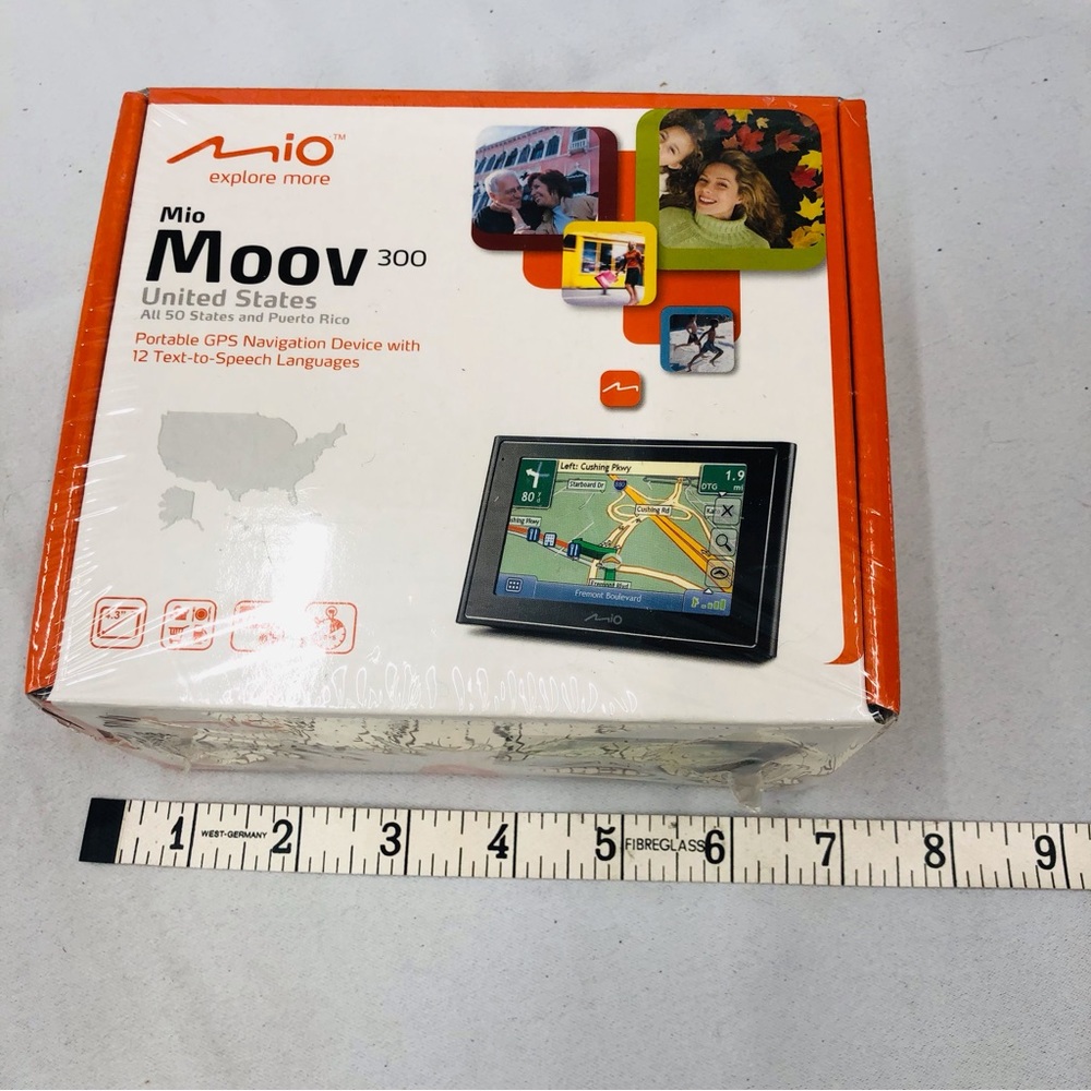 NIB Mio Moov GPS Portable Navigation Device - Picture 5 of 16